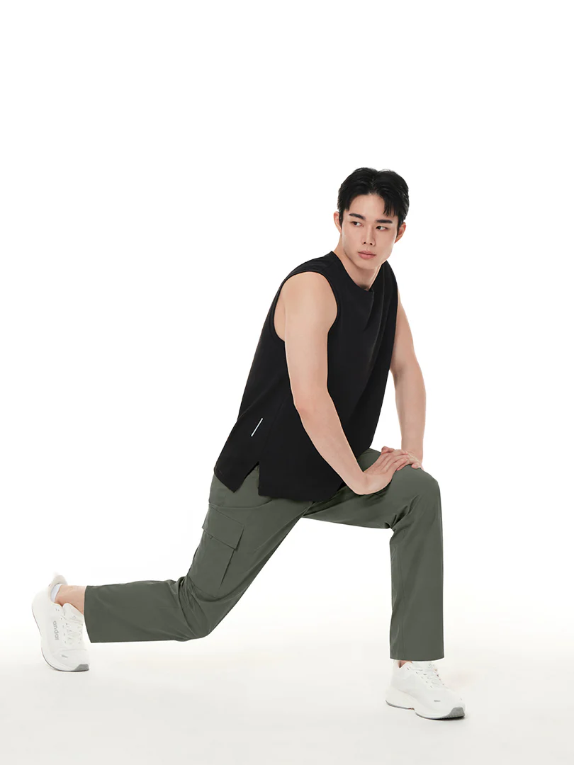 Men's Airst 2 Way Cargo Pants - Image 4