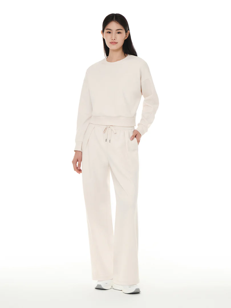 Mildmooth Oversized Fit Cropped Sweatshirt - Image 3